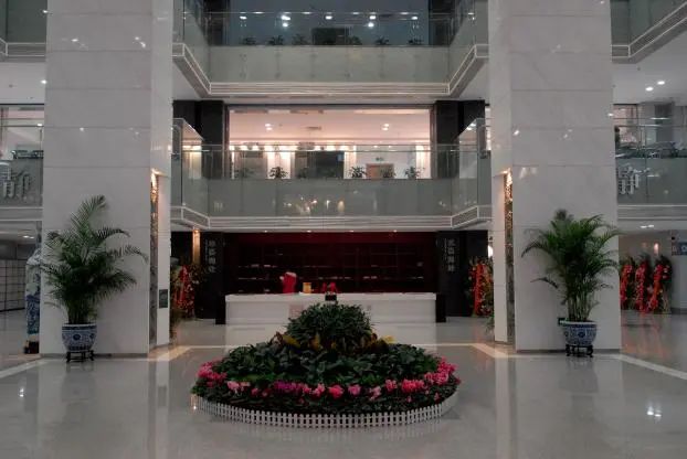 北京市漢龍實(shí)業(yè)有限公司中標(biāo)北京師范大學(xué)圖書(shū)館古籍?dāng)?shù)字化項(xiàng)目