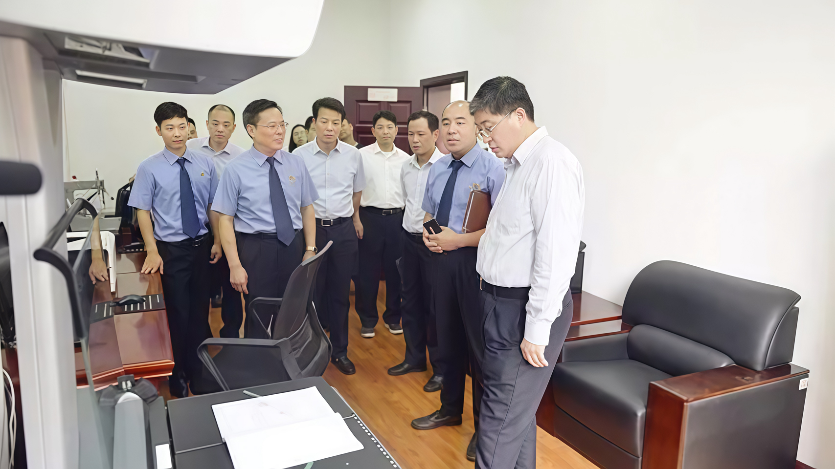 湖北省委常委、政法委書(shū)記羅永綱視察隨州市檢察工作